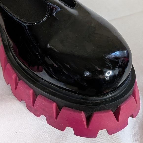 KOI Footwear Black Patent Mary‎ Jane Platform Shoes – UK 7 (US 9) – Y2K Pink - Picture 7 of 8